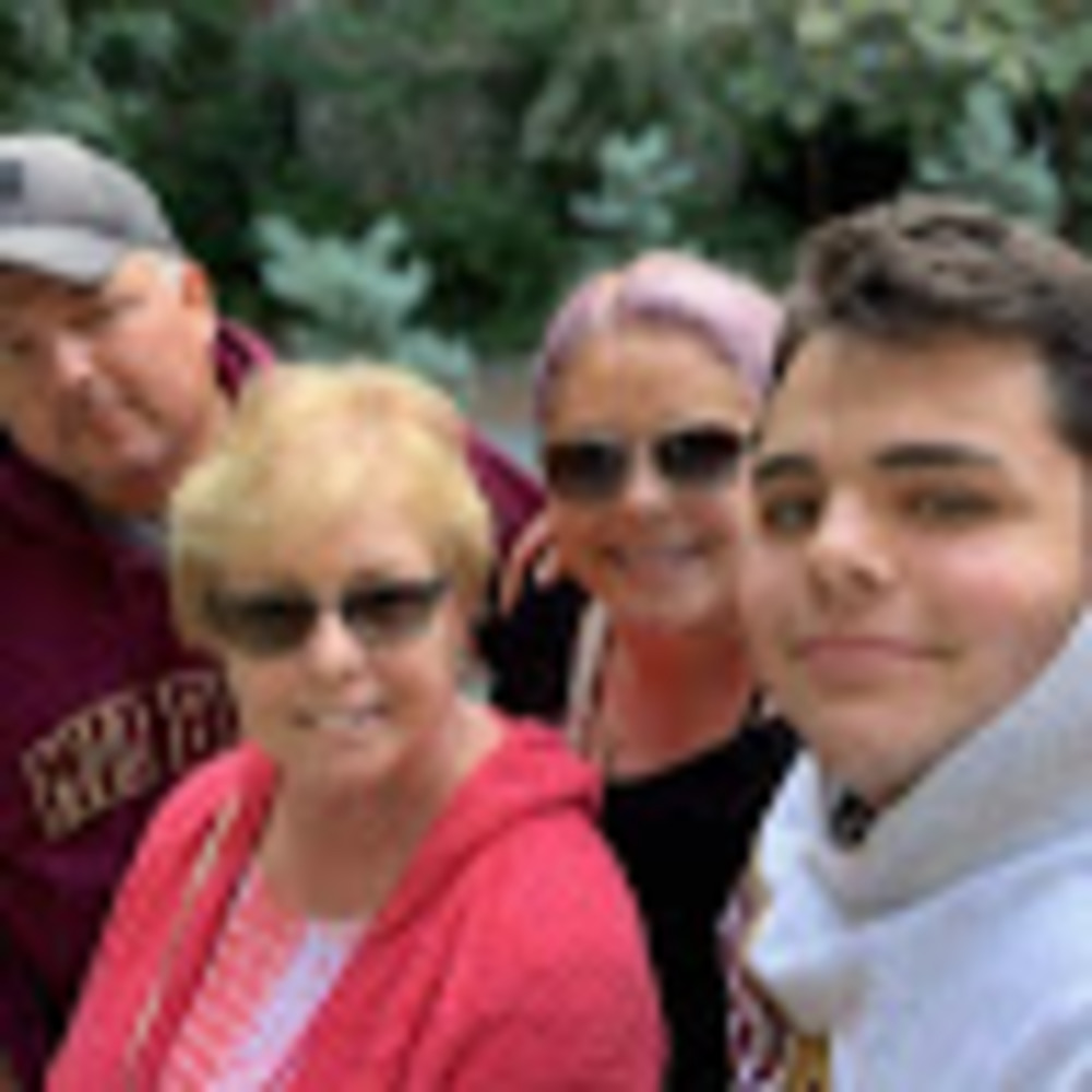 Meet your Posher, Valerie